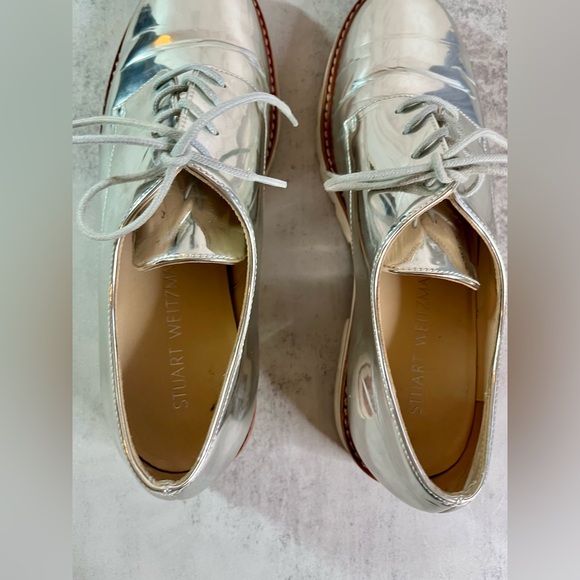 Stuart Weitzman - Picture 8 of 11